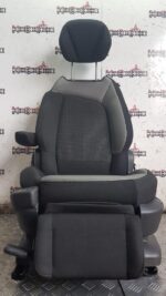 CITROEN C4 GRAND PICASSO SEAT PASSENGER SIDE REAR THIRD ROW BLACK / GREY - Image 3