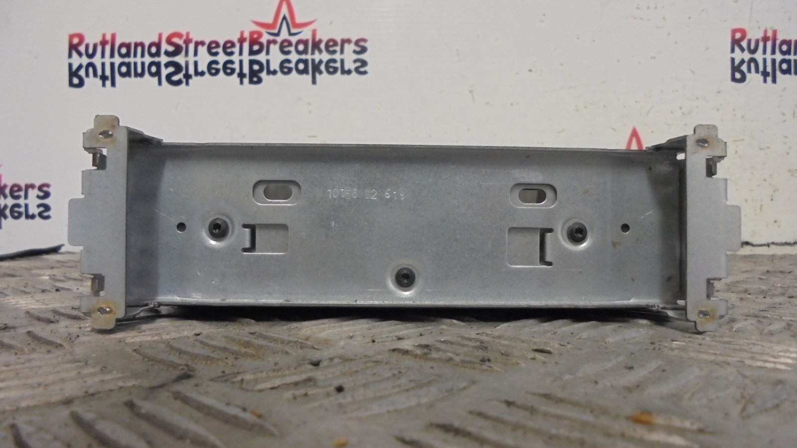 CITROEN-DS3-RADIO-CD-PLAYER-HEAD-UNIT-STEREO-9815355080-2009-2018-136495946017 CITROEN DS3 RADIO / CD PLAYER / HEAD UNIT / STEREO 9815355080 2009 - 2018 - Image 1