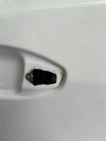 PEUGEOT 308 DRIVER SIDE FRONT DOOR IN BANQUISE WHITE EWP 2014 TO 2021 - Image 4