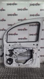 RENAULT KANGOO DRIVER SIDE FRONT DOOR IN WHITE OV369 2009 TO 2020 - Image 12