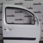 RENAULT KANGOO DRIVER SIDE FRONT DOOR IN WHITE OV369 2009 TO 2020