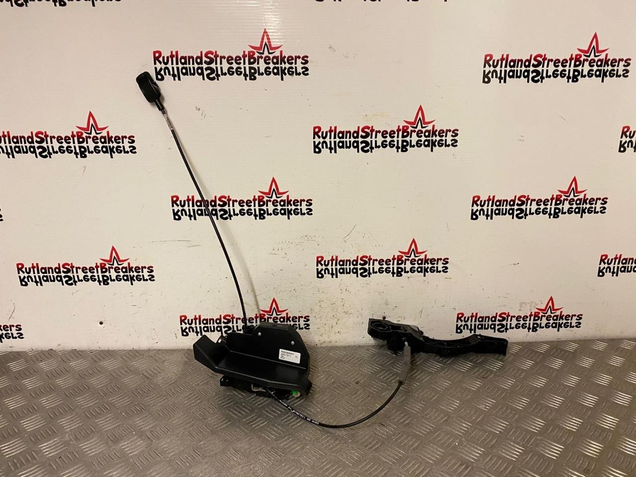 TRAFIC-VIVARO-PASSENGER-FRONT-DOOR-LOCK-MECHANISM-2014-TO-2019-805037547R-146642458577 TRAFIC / VIVARO PASSENGER FRONT DOOR LOCK MECHANISM 2014 TO 2019 805037547R - Image 1