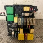 PEUGEOT 208 UNDER BONNET FUSE BOX BSM 9804846880 2012 TO 2018 USED
