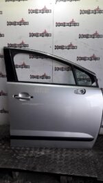 PEUGEOT 3008 DRIVER SIDE FRONT DOOR IN ALUMINIUM SILVER EZR 2009 TO 2016 .