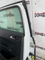 PEUGEOT 308 PASSENGER REAR DOOR BANQUISE WHITE EWP 2014 TO 2021 - Image 9