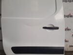 BERLINGO / PARTNER SIDE LOADING DOOR IN BANQUISE WHITE EWP 2009 TO 2018 . - Image 4