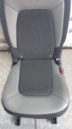 CITROEN C4 GRAND PICASSO SEAT DRIVER SIDE REAR IN BLACK / GREY 2014 TO 2022 - Image 4