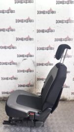 CITROEN C4 GRAND PICASSO SEAT DRIVER SIDE REAR IN BLACK / GREY 2014 TO 2022 - Image 5