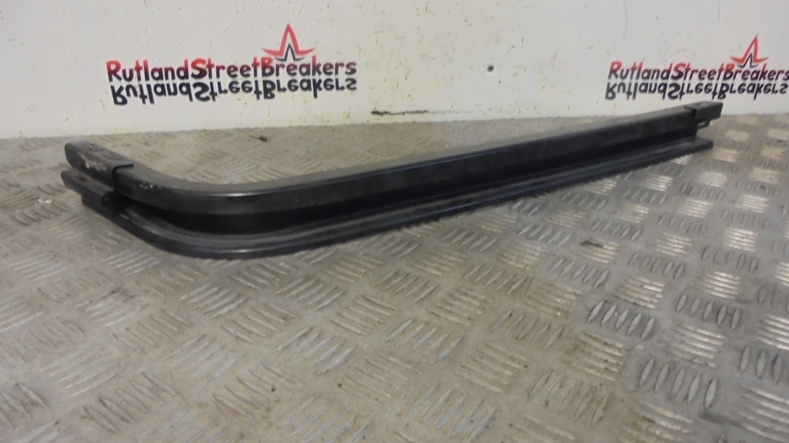 FORD-TRANSIT-COURIER-SLIIDNG-SIDE-DOOR-RAIL-RUNNER-PASSENGER-SIDE-2016-TO-2024-146766473699 FORD TRANSIT COURIER SLIIDNG SIDE DOOR RAIL RUNNER PASSENGER SIDE 2016 TO 2024 - Image 1