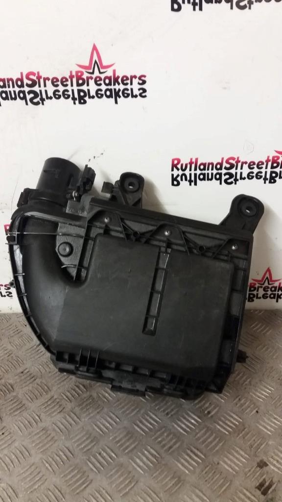 PEUGEOT-CITROEN-16-DIESEL-AIR-FILTER-HOUSING-BOX-9673061080-2009-to-2016-134763729669 PEUGEOT / CITROEN 1.6 DIESEL AIR FILTER HOUSING BOX 9673061080 (2009 to 2016) - Image 1