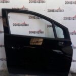 RENAULT CAPTUR DRIVER SIDE FRONT DOOR IN BLACK TEGNE 2014 TO 2019