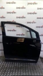 RENAULT CAPTUR DRIVER SIDE FRONT DOOR IN BLACK TEGNE 2014 TO 2019