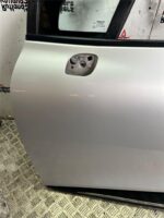 RENAULT CLIO MK4 PASSENGER SIDE FRONT DOOR IN SILVER TED69 2013 TO 2019 - Image 9