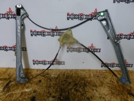 RENAULT LAGUNA 5 DOOR DRIVER SIDE FRONT WINDOW REGULATOR 2007 - 2013