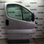 RENAULT TRAFIC / VAUXHALL VIVARO DRIVER SIDE FRONT DOOR IN SILVER 2010 TO 2014