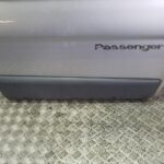 RENAULT TRAFIC / VAUXHALL VIVARO DRIVER SIDE FRONT DOOR IN SILVER 2010 TO 2014 - Image 5