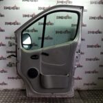 RENAULT TRAFIC / VAUXHALL VIVARO DRIVER SIDE FRONT DOOR IN SILVER 2010 TO 2014 - Image 7