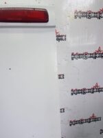 RENAULT TRAFIC ./ VAUXHALL VIVARO PASSENGER SIDE REAR DOOR WHITE 2014 TO 2019 - Image 6